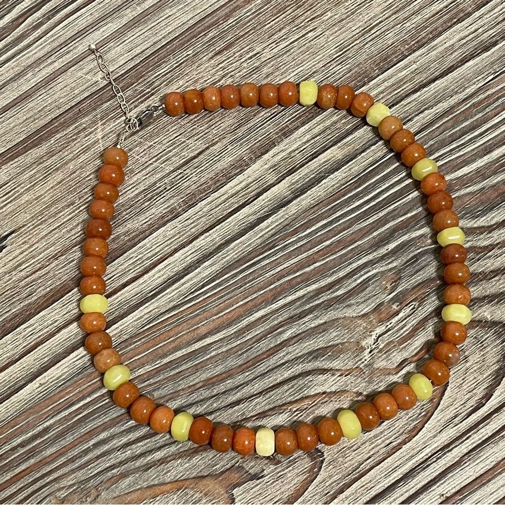 Semi-Precious Gemstones Beaded Necklace 18" Brown Tan Yellow Silver Tone Clasp